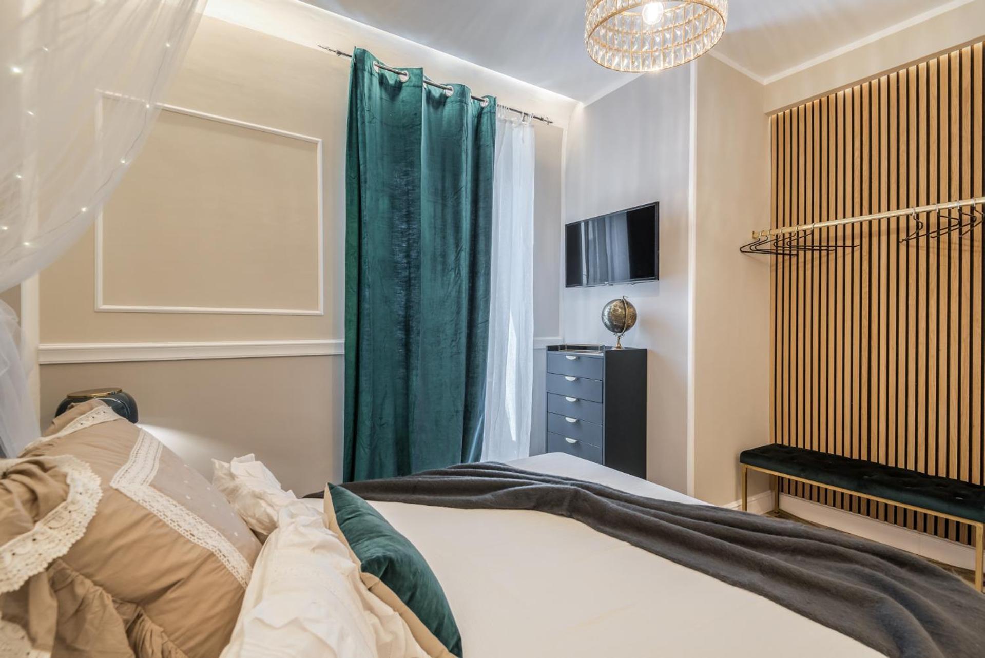 Moulin Rouge Lerici Apartment Ngoại thất bức ảnh